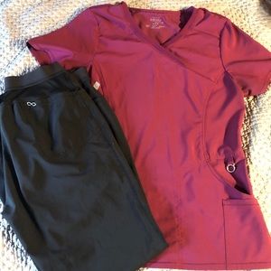 Cherokee Infinity scrub set